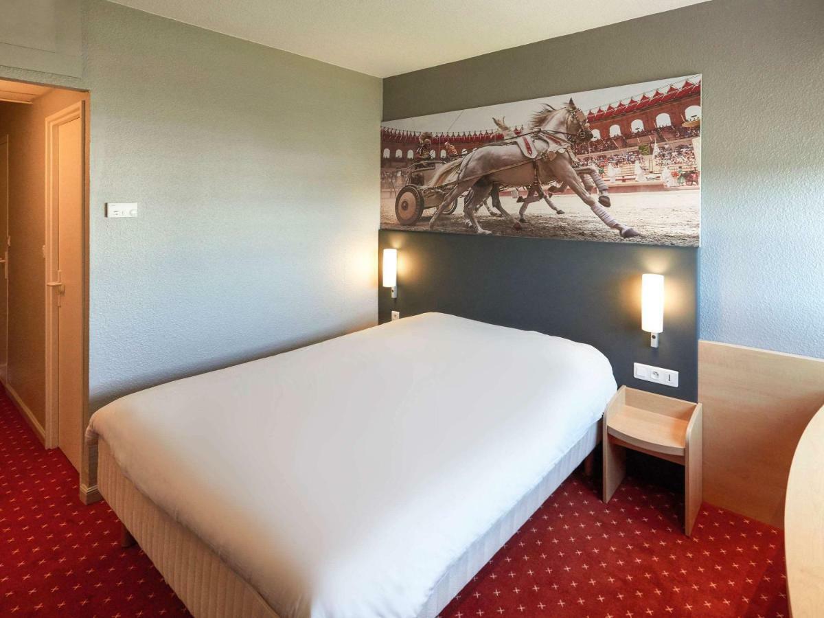 Hotel Ibis Cholet Exterior foto